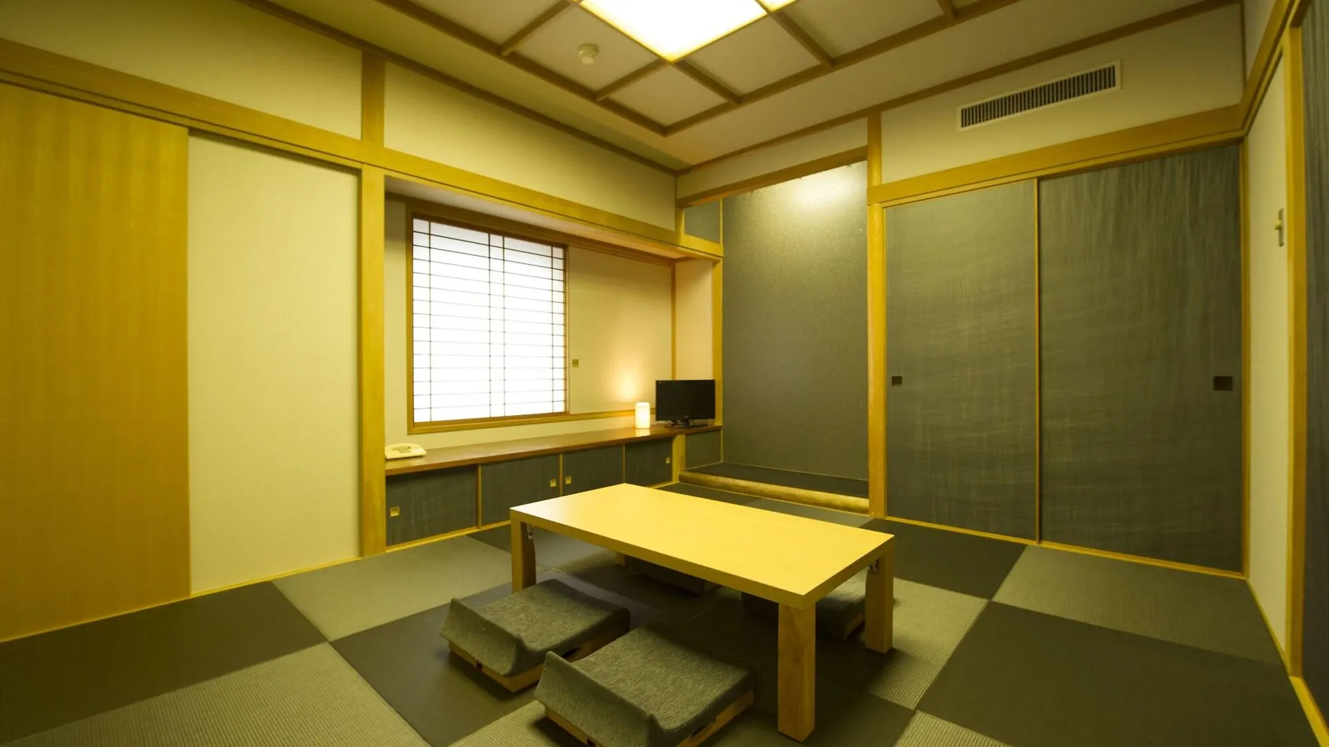 Court Hotel Asahikawa